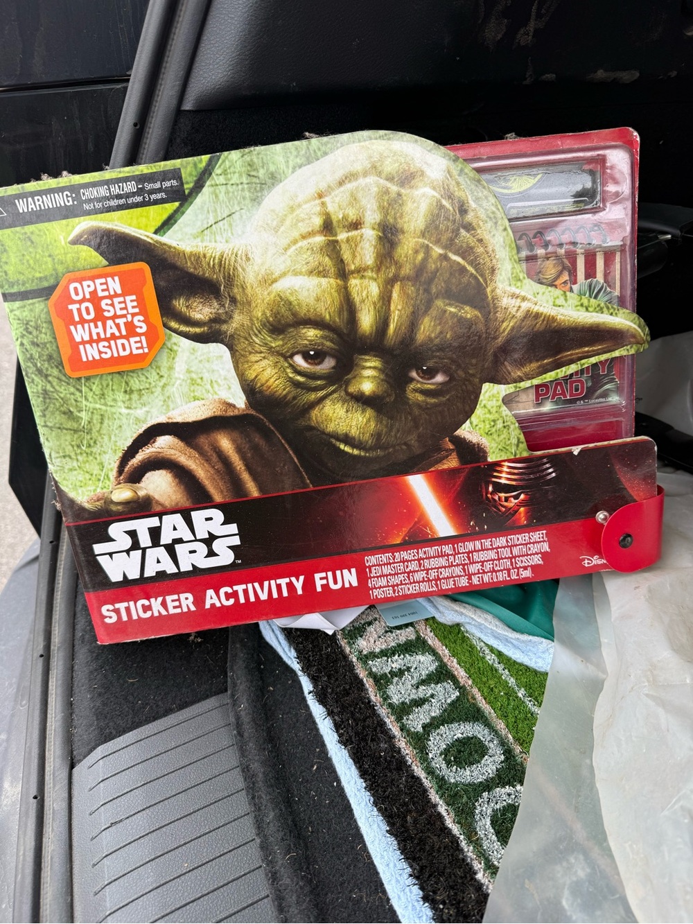 Star Wars Sticker Activity Fun - Green and Red Yoda Pack